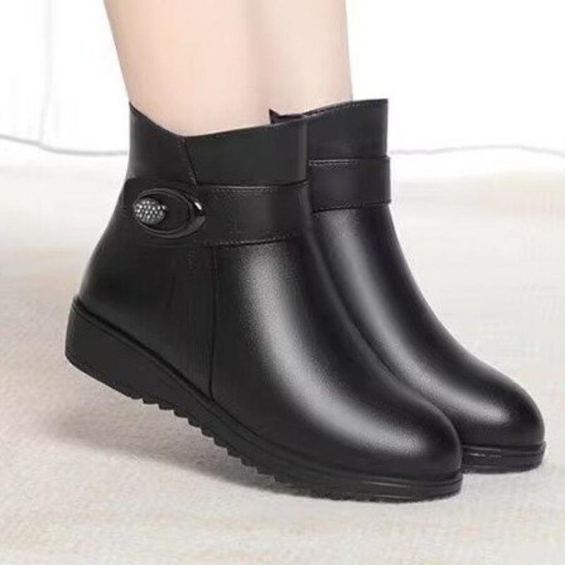 Anti-slip and Warm Women's Cotton Boots, Soft Leather Cotton Shoes, New Style Soft-soled Flat Shoes