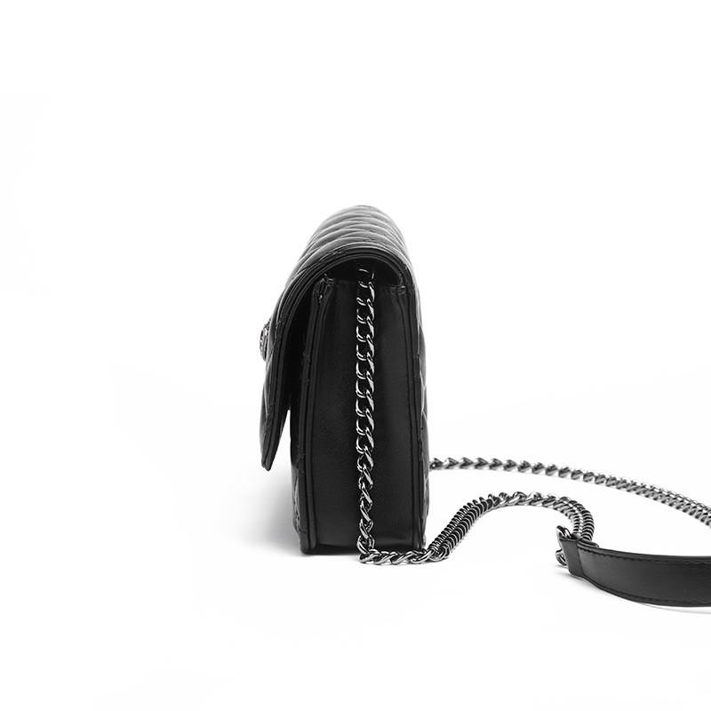 קורט גייגר תיק כתף שחור מרופד עם שרשרת סגנון וינטג' אלגנטי תיק יד קטן