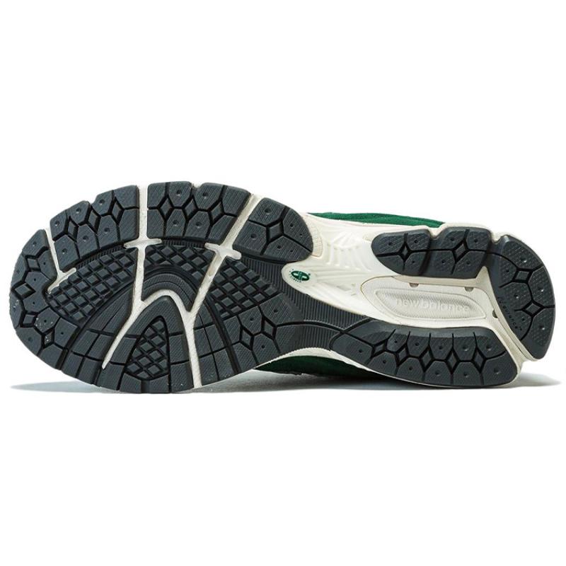 New Balance 2002R 'Nightwatch Green' Sneakers Sneakers M2002RHB