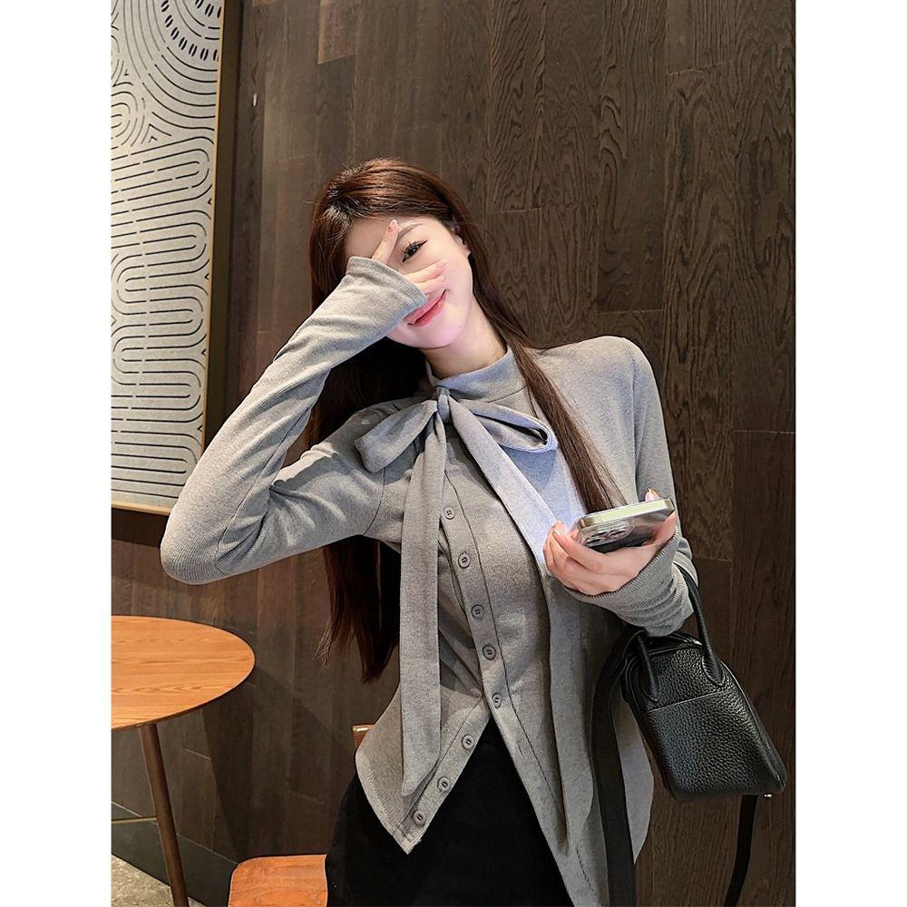 Koreanischer Stil Gebürstetes Verdicktes Langarm-T-Shirt mit Krawatten-Schnürung Stehkragen, Herbst/Winter Schlanke Passform