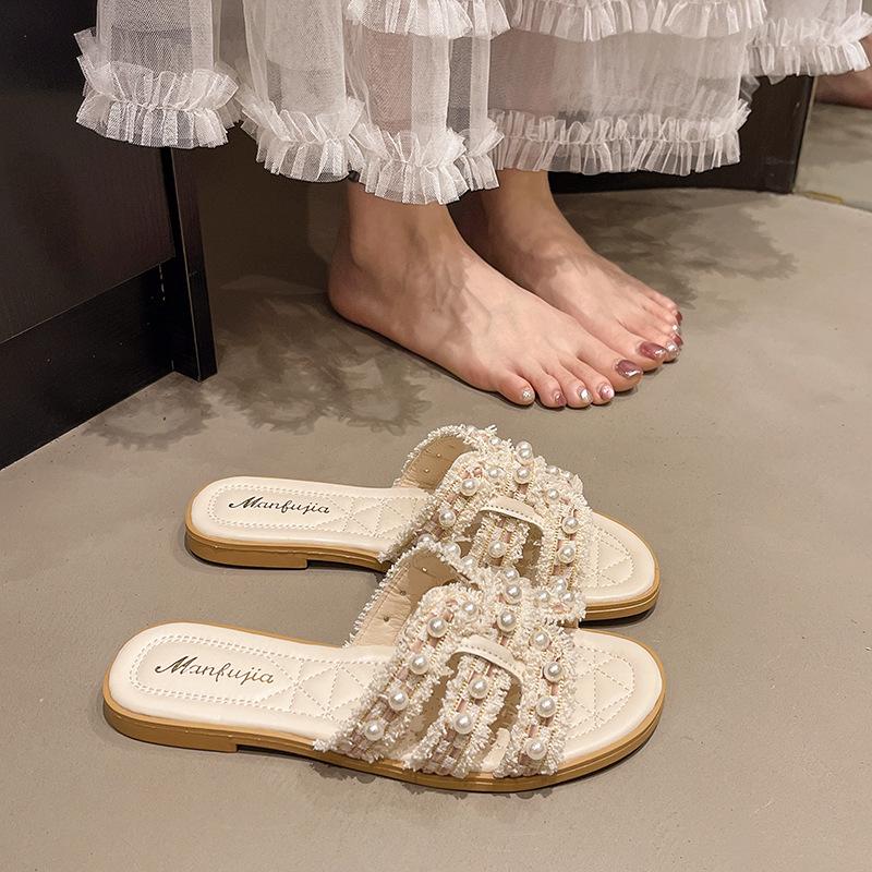 Xiaoxiangfeng Soft Bottom Sandals Pearl 2025 New Fairy Flat Bottom Slippers Women Wear Versatile Summer Beach Cool Slippers