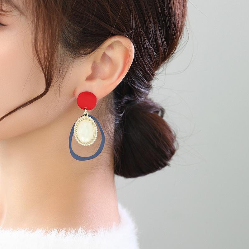 Retro geometric water drop pearl earrings stud earrings design sense niche