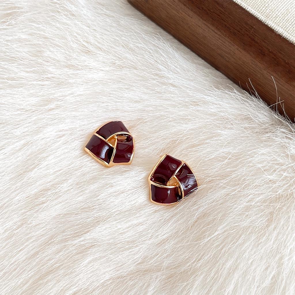 French Vintage Red Geometric Earrings: Retro Style, High-End Luxury Drip Glaze, Unique Niche Design