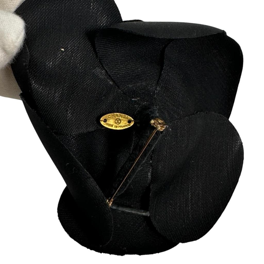 Chanel Camelia Brooch  Black Women Used