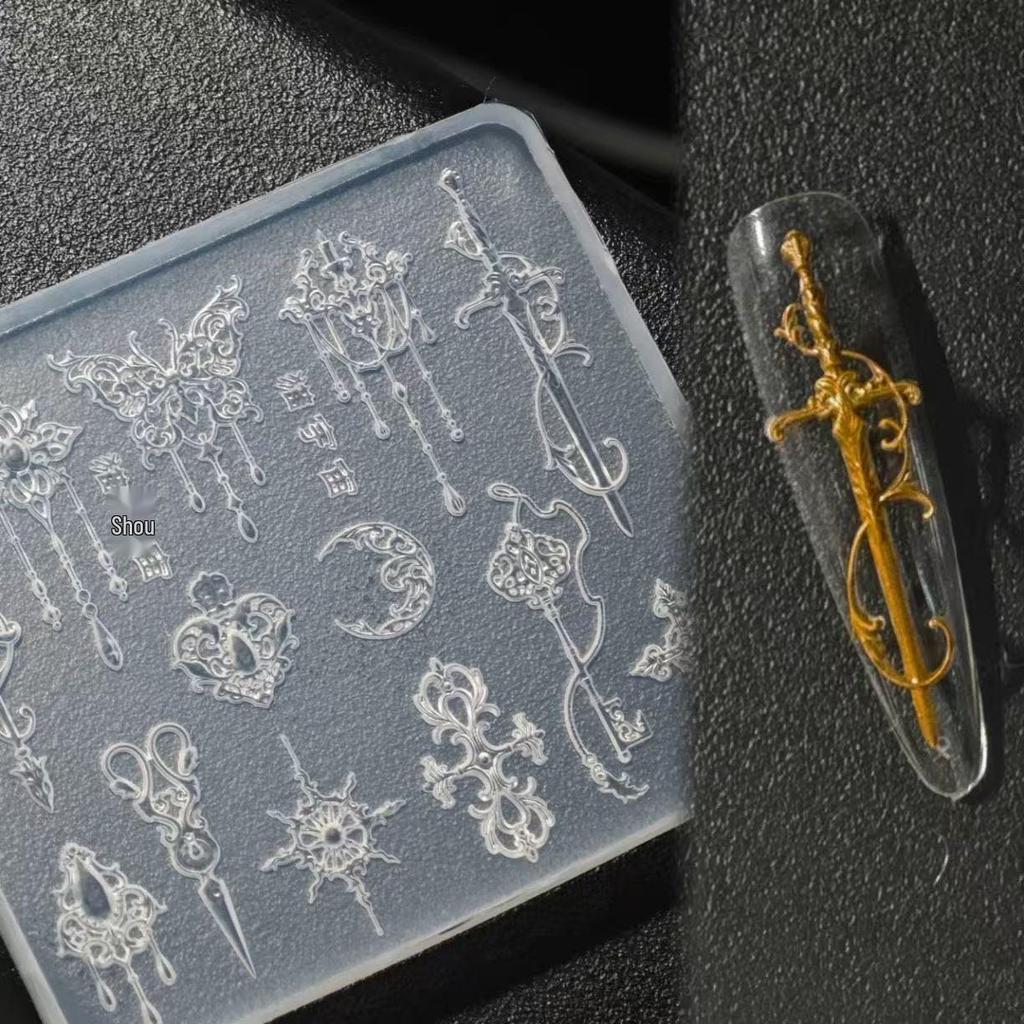 European Retro Baroque 3D Nail Art Silicone Mold - High Transparency for Autumn/Winter
