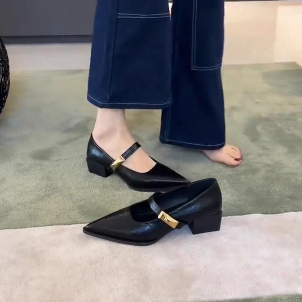 Internet celebrity explosion shallow mouth high heels are not tired feet buckle thick heel single shoes pointed temperament Mary Jane shoes