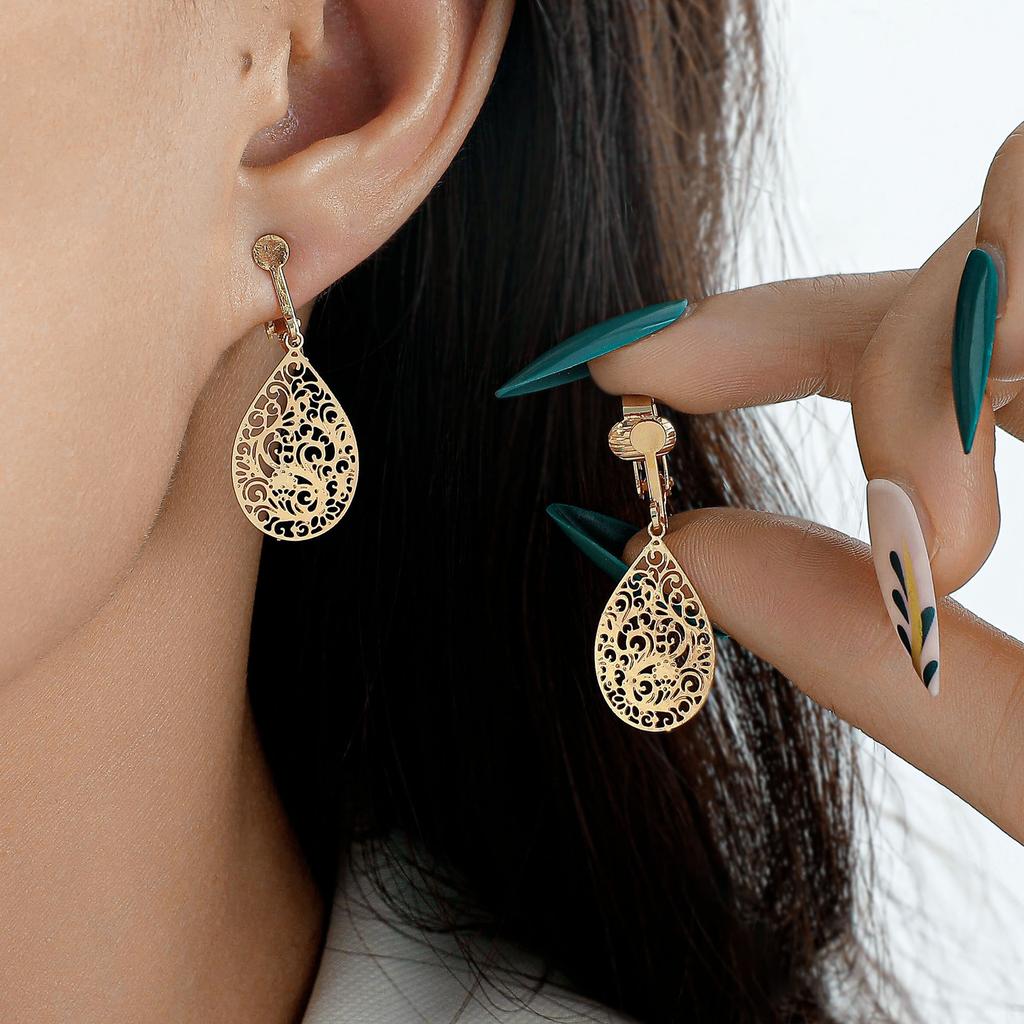 Promotional Earrings, Fashionable And Personalized Water Drop-Shaped Hollow Earrings, Earclip Earrings Without Earrings.
