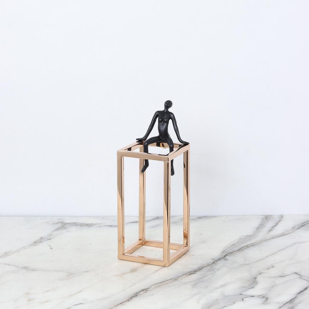 Metal Frame Black Figure Sculpture Meditator Ornaments Modern Luxury Books Creative Home Decoration Ornaments Statue Gifts