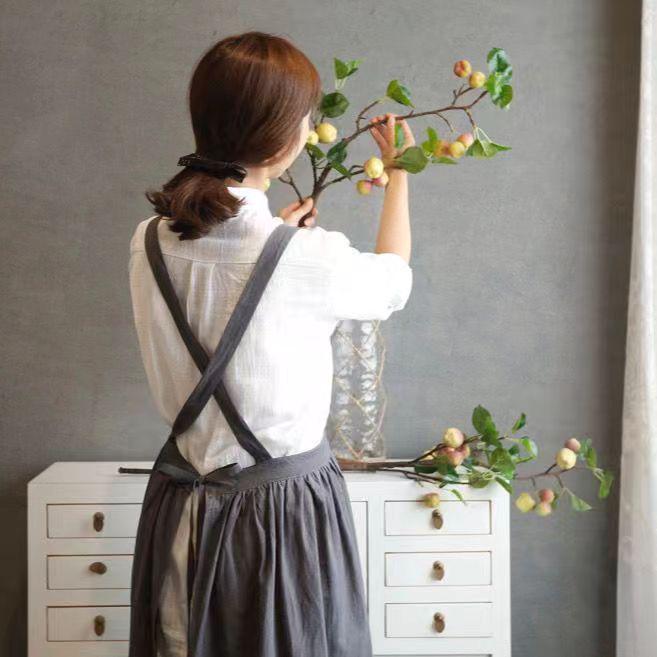 Korean-Japanese Academy Style Barista Apron: Pure Cotton Artistic Workwear for Restaurant & Florist Staff