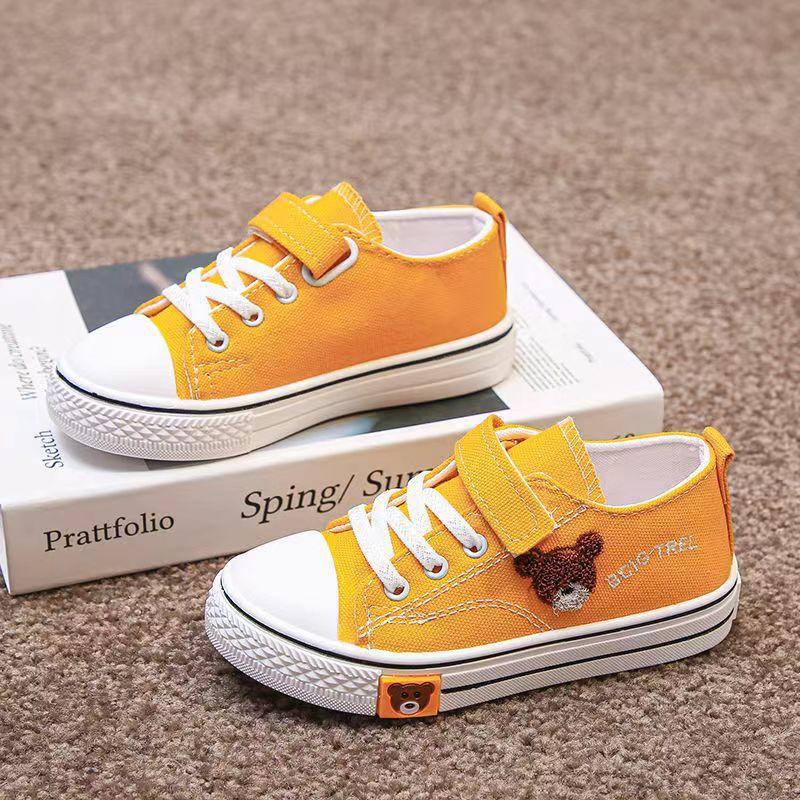 Children's Shoes2026Children's bear canvas shoes, fashionable student white shoes, boys' and girls' Velcro sneakers