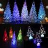 Hem Bord Party Dekor Charm God Jul LED Färgskiftande Mini Julgran LED Elektroniska Leksaker