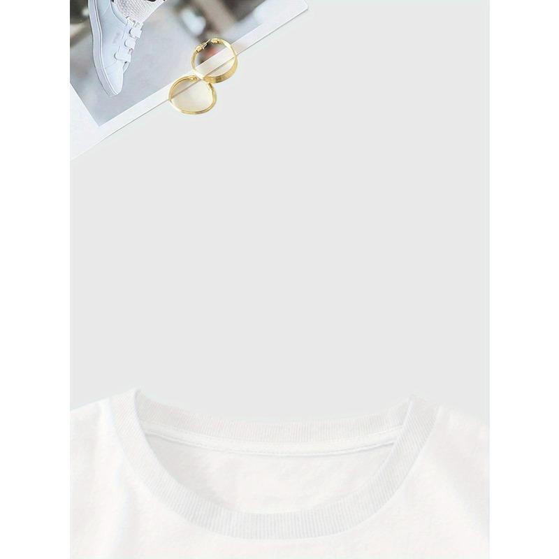 European sizes Women's Floral Print Casual T-Shirt - Short Sleeve Round Neck Summer Top with Lavender Flowers & Green Stems