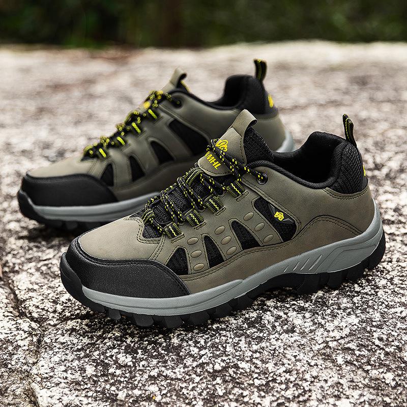 New outdoor shoes large size hiking shoes light hiking shoes men's shoes wear-resistant breathable men's shoes