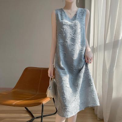 Französische Federstruktur Dreidimensionales Trägerkleid Sommer Mode Pendler Ärmellos V-Ausschnitt Weste Rock