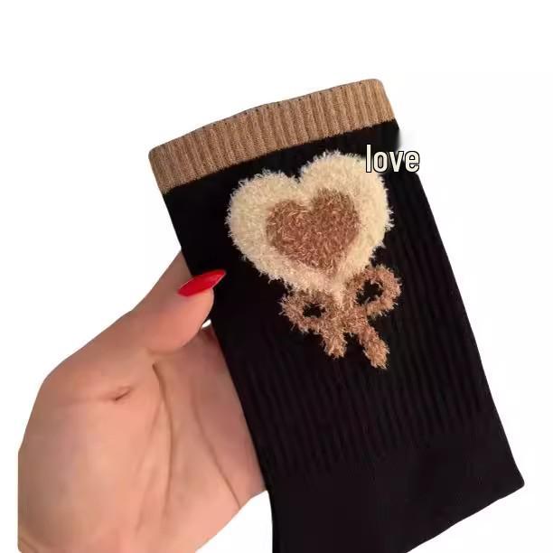 Yifan Korean Style Smiley Face Feather Yarn Women's Thick Warm Socks - Autumn/Winter Trend