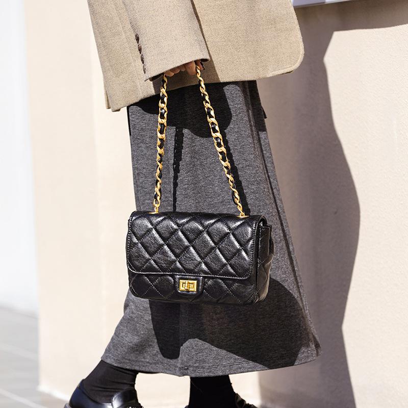 Diamond Chain Bag Women's Light Luxury Fashion High-grade Small Square Bag Early Spring Popular Texture Single Shoulder Crossbody Bag