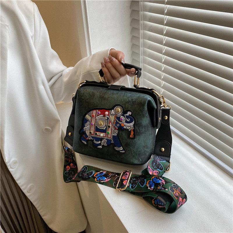 Vintage Embroidery Elephant Women's Handbags Soft PU Leather Thailand Exotic Portable Women's Messenger Bag Fashion Female Small Square Crossbody Bags