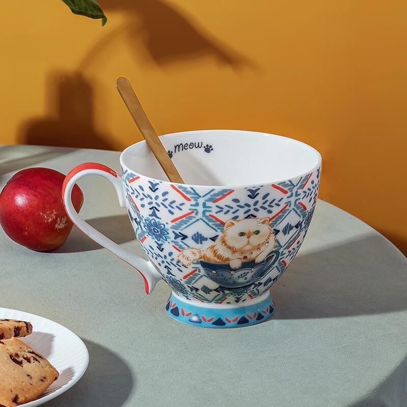 

JOYYE Hand-painted Ceramic Mug