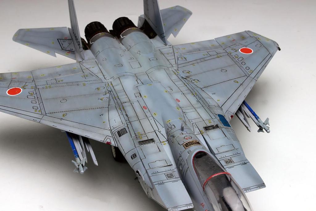 PLATZ 1/72 Scale Air Self-Defense Force Main Fighter F-15J Eagle Plastic Model Kit AC-16SP with Camouflage Pattern Sheet