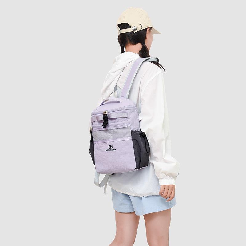High Value Outdoor Leisure Backpack Women's New Fashion Versatile Student Bag Niche Travel Backpack
