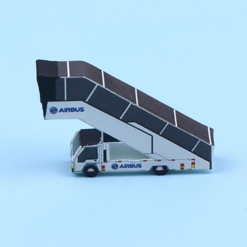 

1:400 Airport Ground Handling Wide-Body Canopy Boarding Car Abrasive Can Not Liftstatic Simulation Model 1PCS