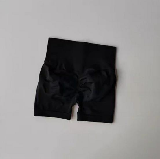 Women's High-Waist Quick-Dry Seamless Yoga Shorts with Peach-Lifting Design