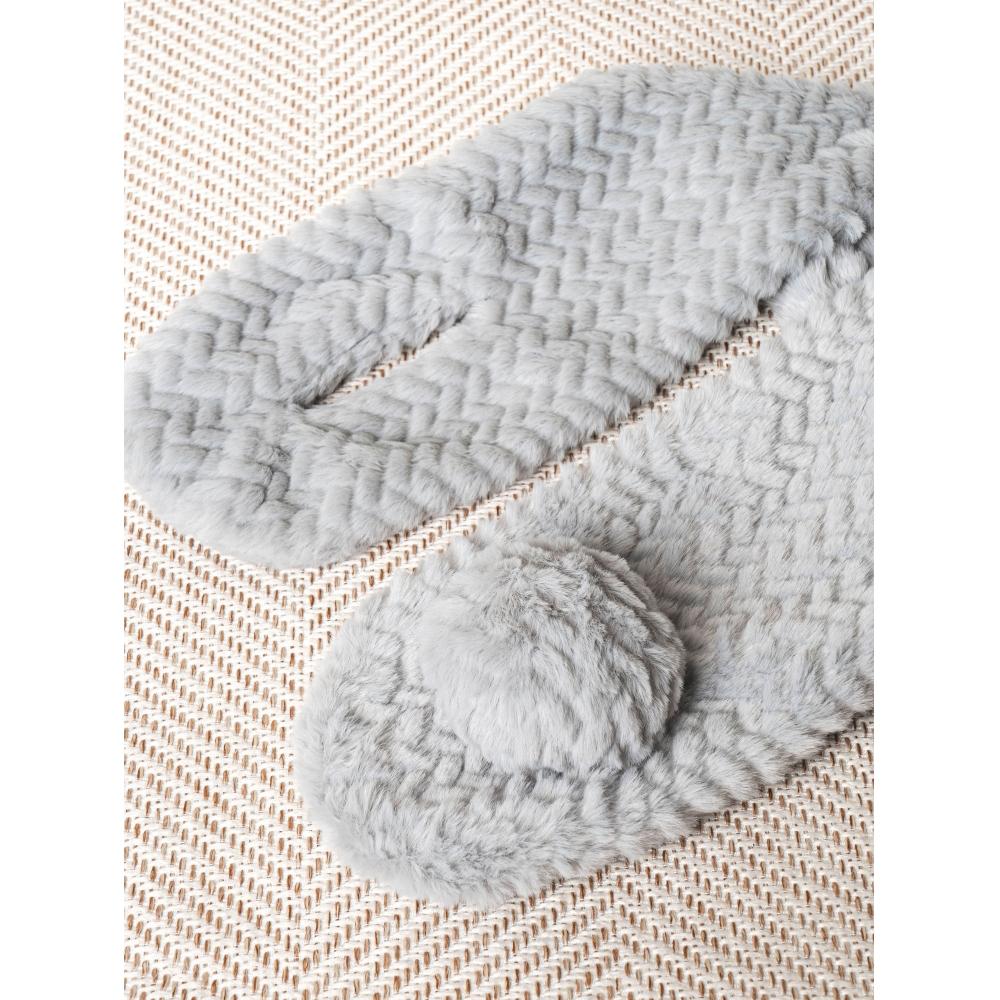 Daiso Mini Woven Fur Drop Shawl Grey