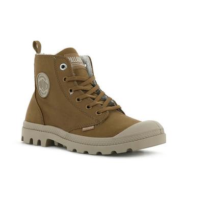 Boots & Stiefel
