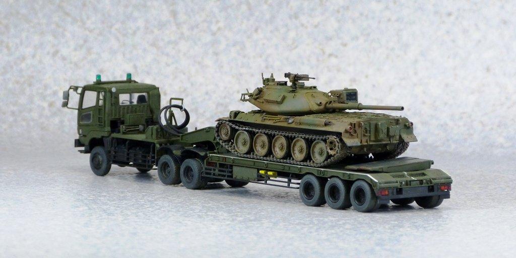 Aoshima Bunka Kyozai 1/72 Military Model Kit No. SP Japan Ground Self-Defense Force Type 73 Extra-Large Semi-Trailer "Includes Type 74 Tank
