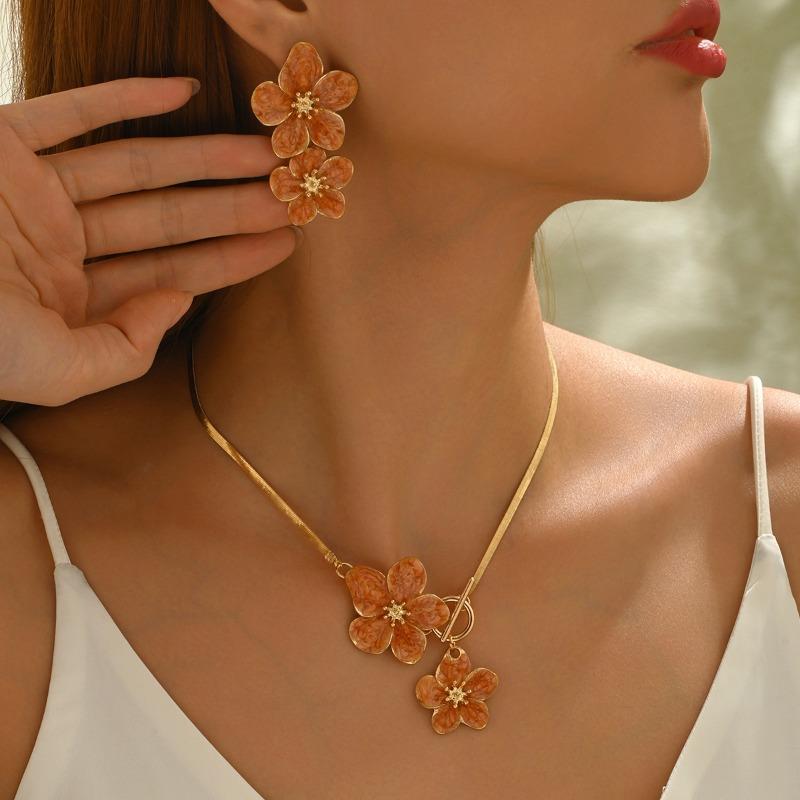 New Chinese-style National Trend Large Flower Necklace  Elegant Spray-painted Flower Pendant Jewelry Set