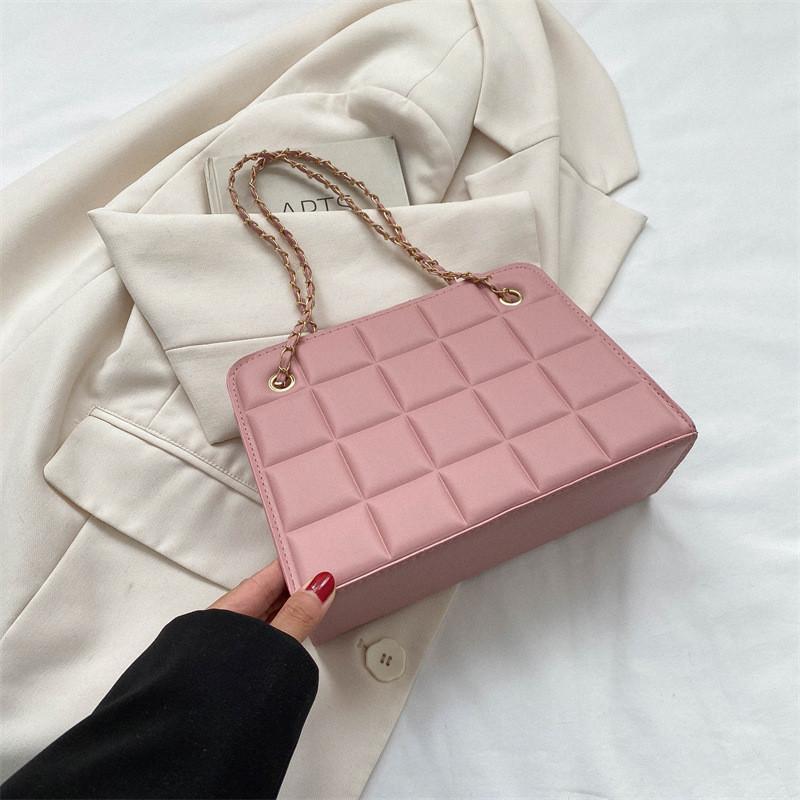 Fashionable 2023 Shoulder Bag For Women Simple Chic Small Square Crossbody Bag