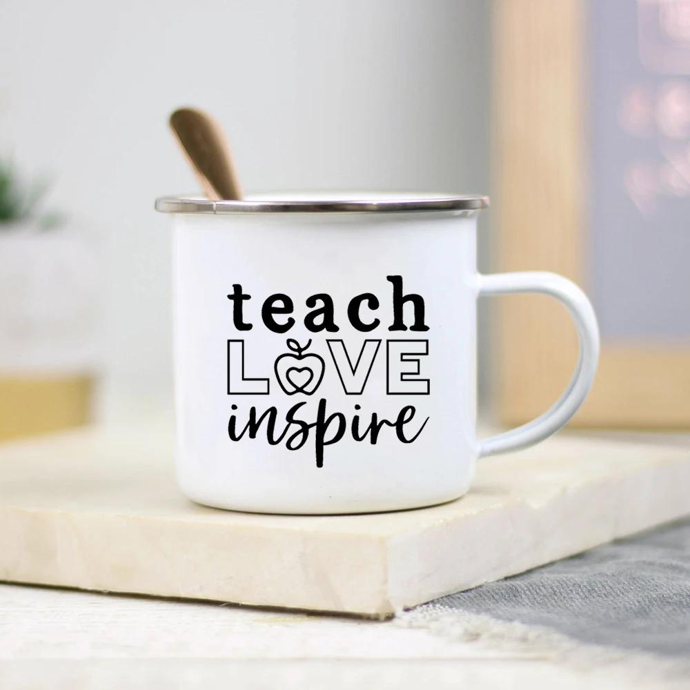Es braucht ein großes Herz, um kleine Geister zu formen Lehrer Emaille Tasse Kreativer Lehrer Schule Wasserbecher Kaffeetassen Lehrertagsgeschenke
