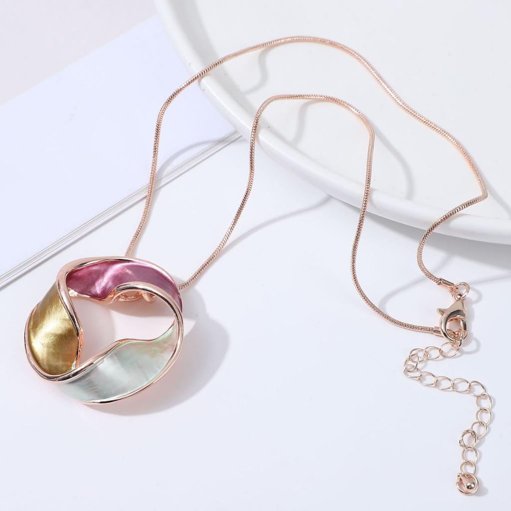 New Round Personality Hollow Round Geometric Color Pendant, Color Painted Oil Petal Ladies Clavicle Chain