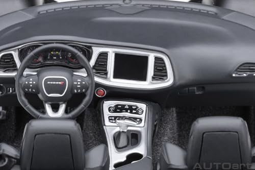 AUTOart 1/18 Dodge Challenger R/T Scat Pack Widebody 2022 HELLRAISIN/Metallic Purple (Finished Model)