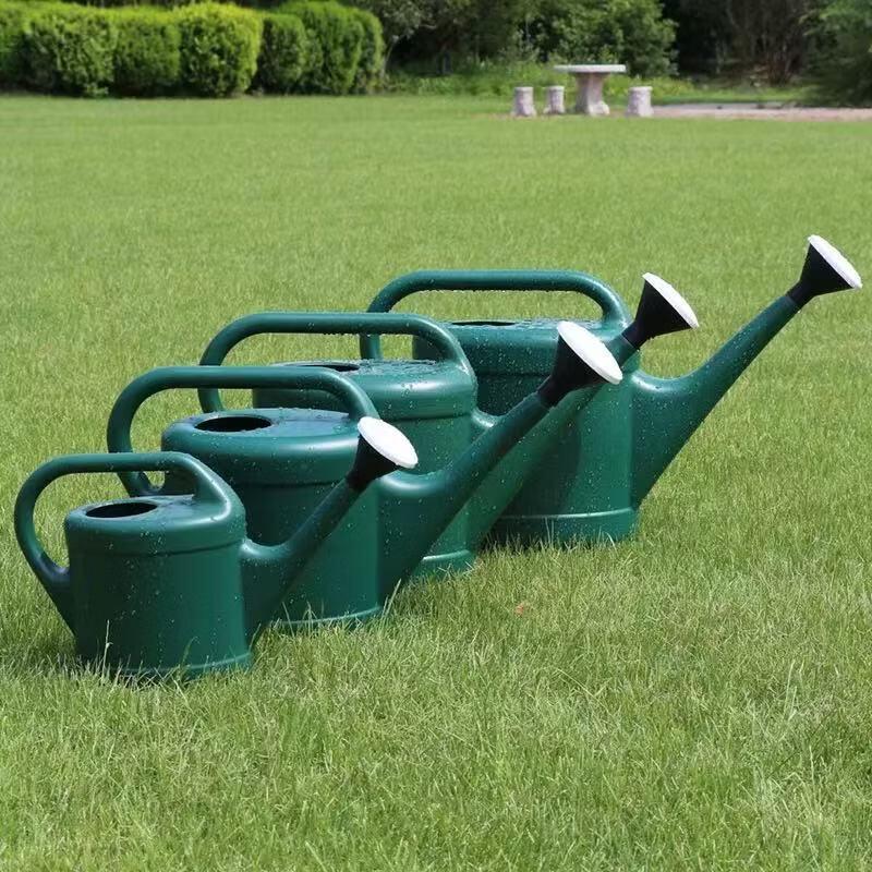 ZONYE 14L Plastic Watering Can