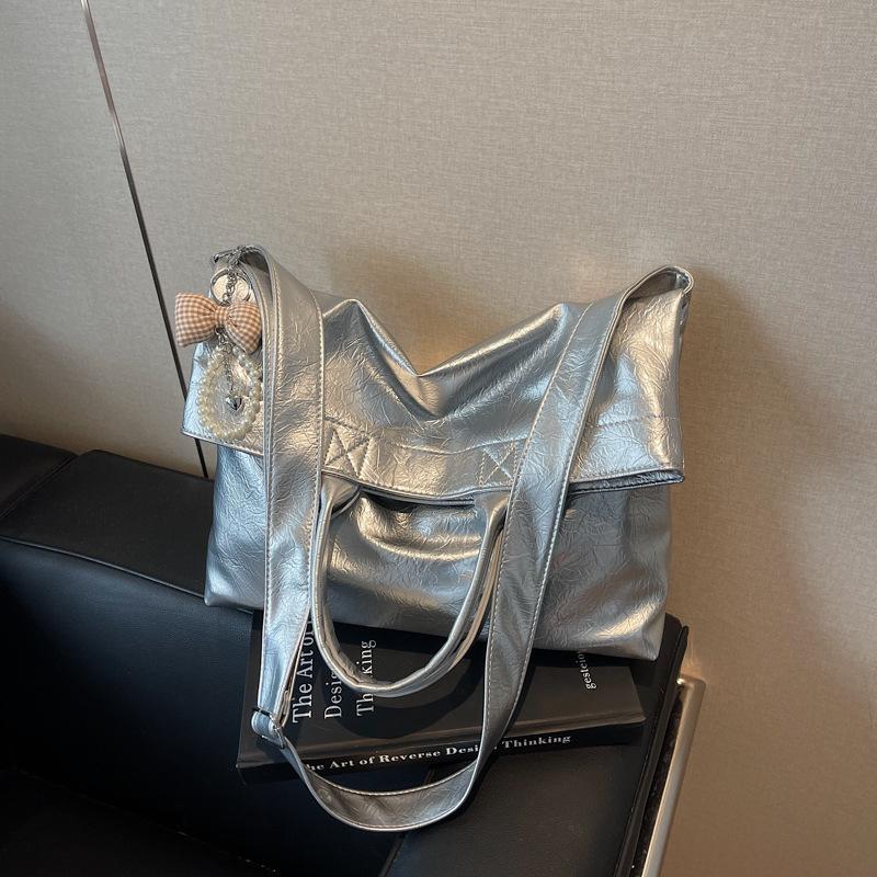 Large capacity portable commuter bag women's new fashion tote bag versatile shoulder messenger bag