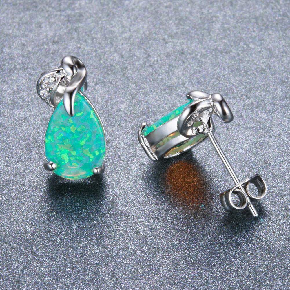 Earrings Plated with Green Water Droplet Shaped Three Claw Earrings Exquisite European and American Style Earrings for Women
