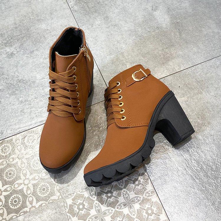 Large size square heel round head strap fashion boots autumn new metal buckle heightening fashion women's boots