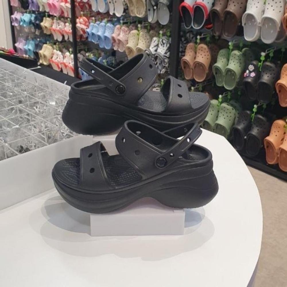 

Crocs Hc06 Classic Bay Sandals Классические сандалии Bay 206749 001 BLACK/W5 (220)