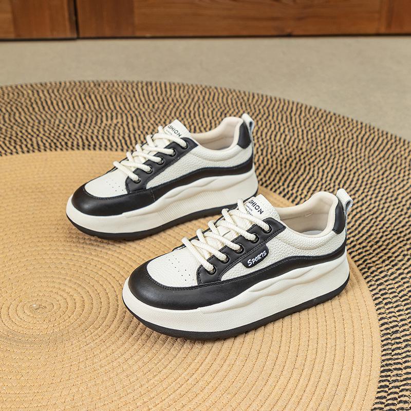 

2024 Spring Women s Thick Sole Genuine Leather White Retro Skate Shoes - Versatile, Flat Bottom, Plus Size Casual Sneakers 40