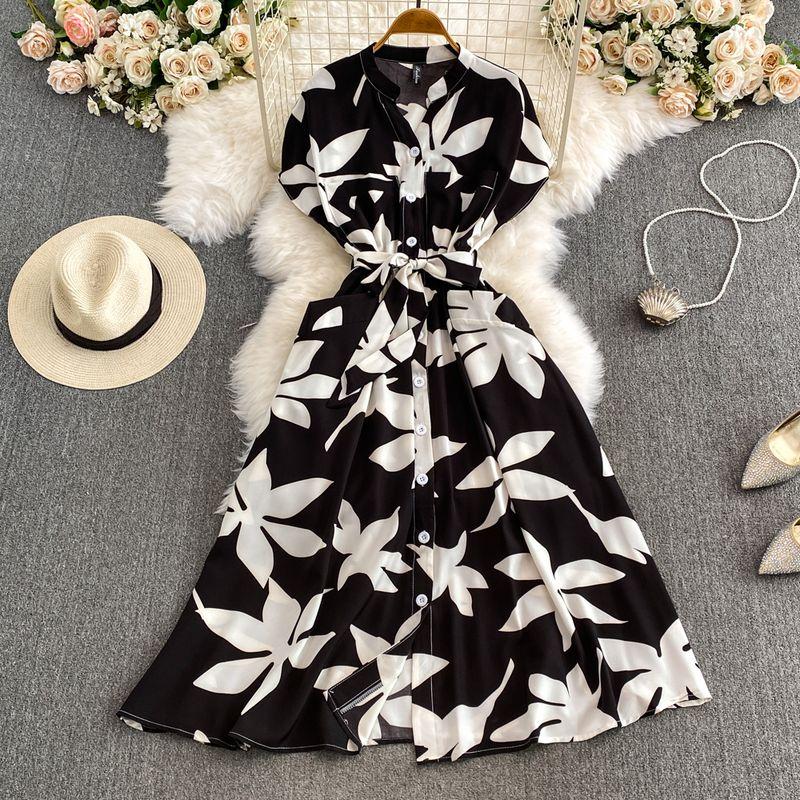 

Fashion Style Holiday Dress Female 2024 New Design Sense Print Lace-up Waist-Controlled Slim Looking Mid-Length Overknee Dress Black All yards