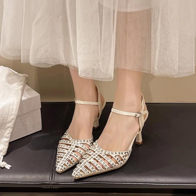 

Мода 2025Женские туфли-лодочки на высоком каблуке с пайетками, Летняя новинка, Остроносые, С неглубоким вырезом, Линия с сандалиями-стилетто с нескользящей подошвой 35 бежевый