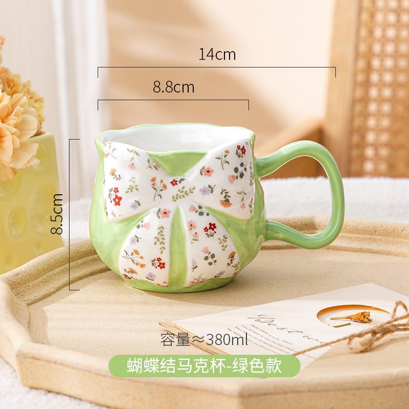 

Оригинальный стиль, маленькое свежее и изысканное женское сердце, небольшой цветочный бант, высококачественная кофейная чашка 301-400ml светло-зеленый