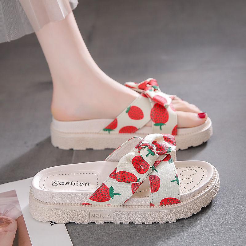 

French slippers women s outerwear muffin trendy 2025 new soft-soled student one-word drag flat-bottomed non-slip beach shoes 40 суничний