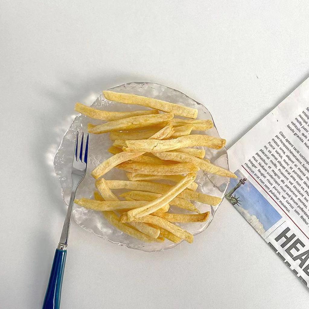 Nordic Creative Glass Fruit Plate: Child-Friendly Dessert & Dinner Dish.