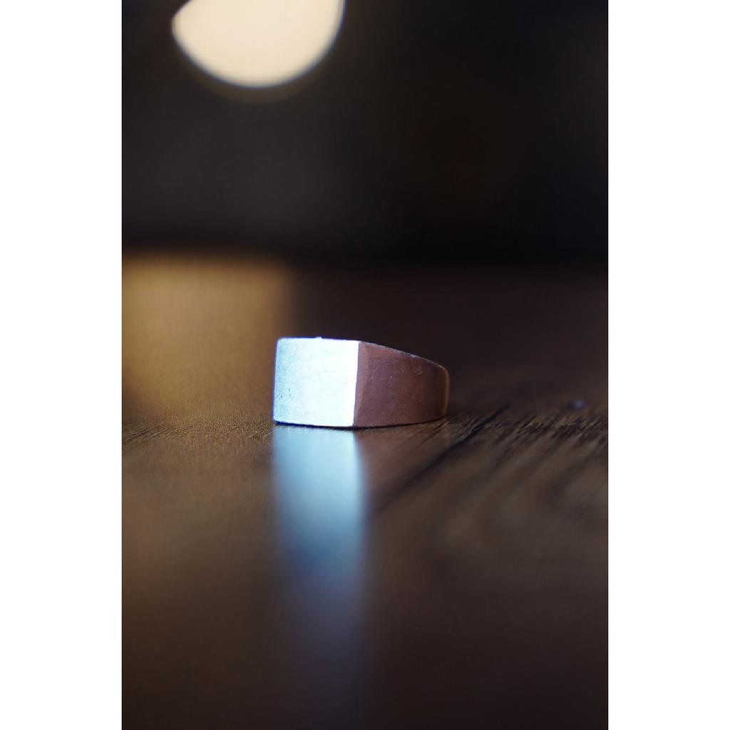 Schwarzer verstellbarer Ring, Rittermodell