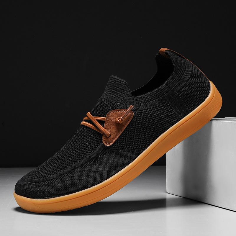 

Wide head extra large size hiking shoes wide feet casual shoes breathable sports mesh barefoot wide feet shoes 47 чорний
