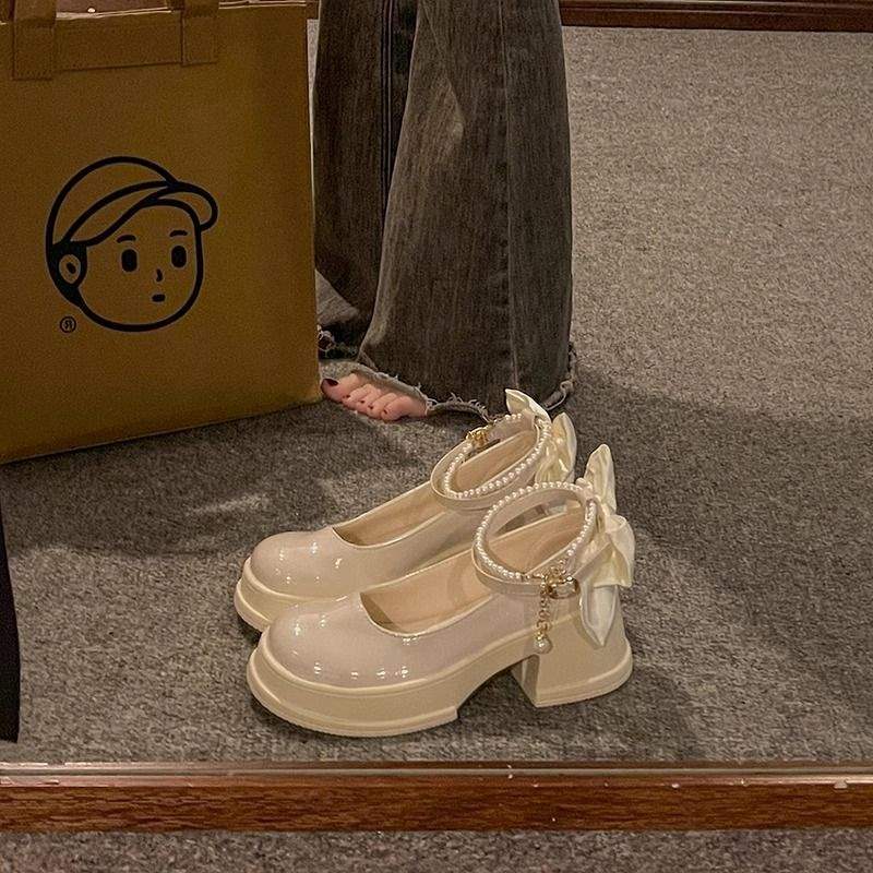 Pearl small leather shoes women's spring and autumn 2025 new platform with skirt high heel single shoes thick heel French Mary Jane shoes