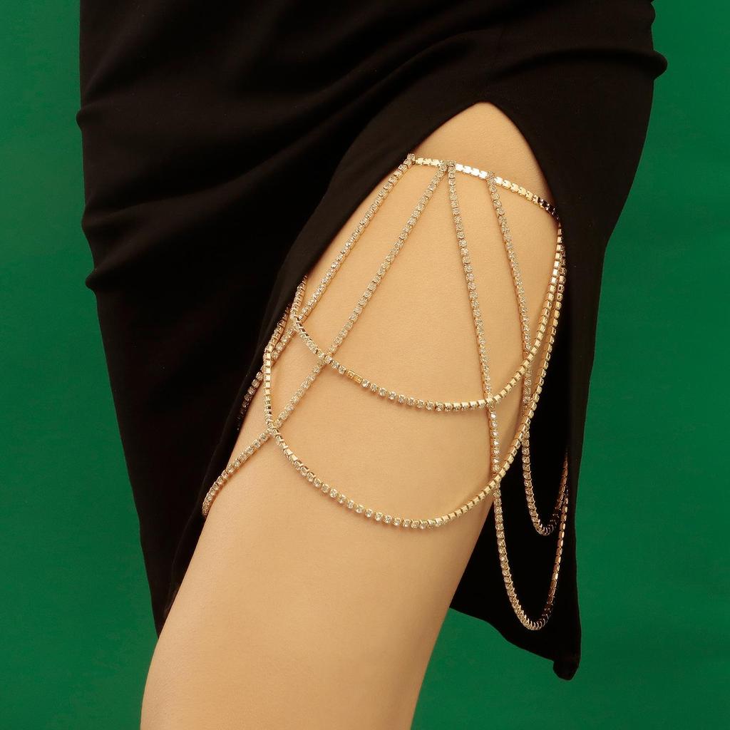 Sweet and Sexy Rhinestone and Pearl Elastic Beach Leg Chain