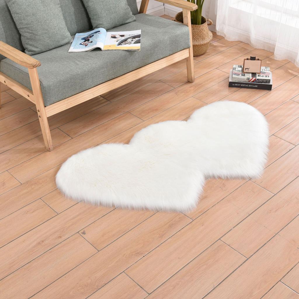 Double Heart Shape Carpets Soft Plush Doormat Floor Non Slip Rugs Living Room Sofa Plush Carpet Bedroom Cover Mattress